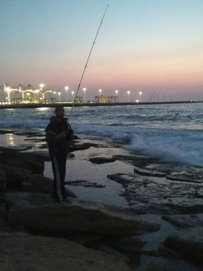שותפה לדייג חופי פתיונות/ז'רז'ור