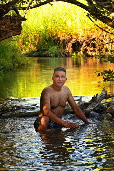 שותפה לטיולים בילויים ושאוהבת צילומים