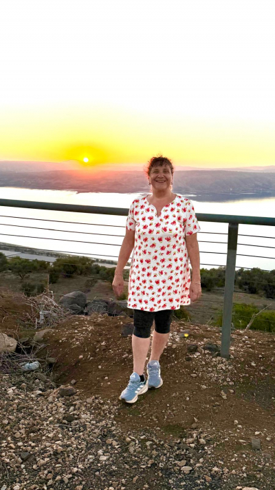 מחפשת שותף/שותפה להופעות